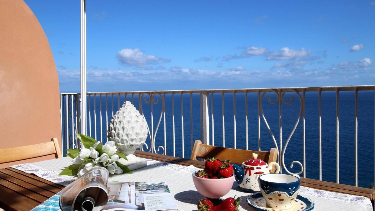 Torre del Mare Apartment | Holiday apartment Bergeggi for 1 - 5 persons with 2 bedrooms - Holiday apartment in one or multi-fam
