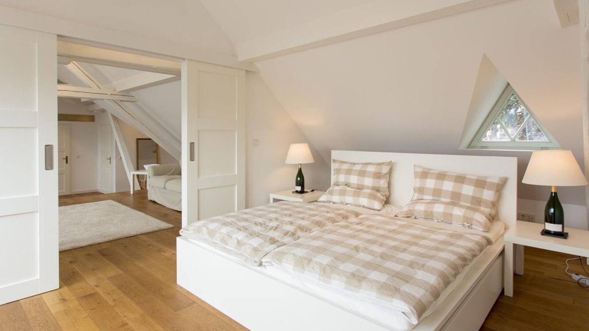 Filzen Apartment | Holiday apartment "Blanc et Noir" - Weingut & Landhaus Reverchon