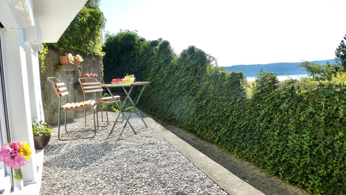 Ueberlingen Apartment | Holiday Apartment Bodenseeglück with Lake View & Private Terrace