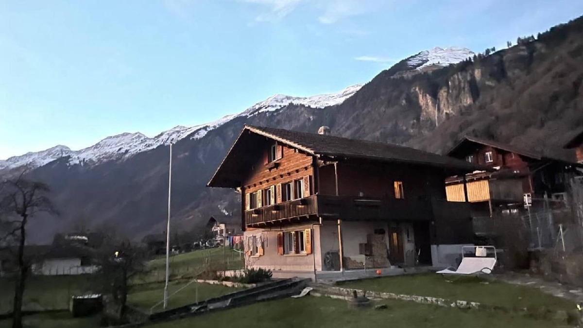 Brienz House | Holiday apartment Brienz BE for 1 - 4 persons with 2 bedrooms - Holiday house