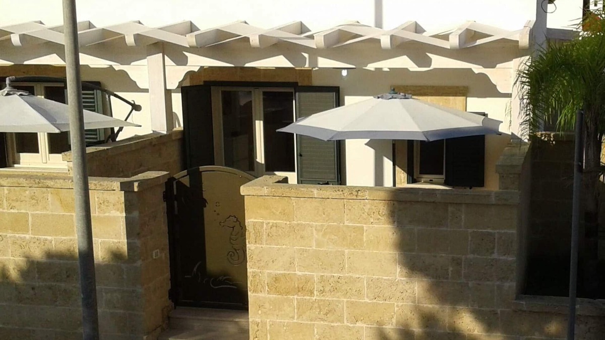 Campomarino di Maruggio Apartment | Holiday apartment Campomarino for 1 - 2 persons with 1 bedroom - Row house