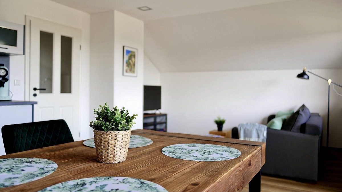 Stockach Apartment | Holiday apartment "Casa El Aberle" Modernly furnished in a beautiful location with parking space