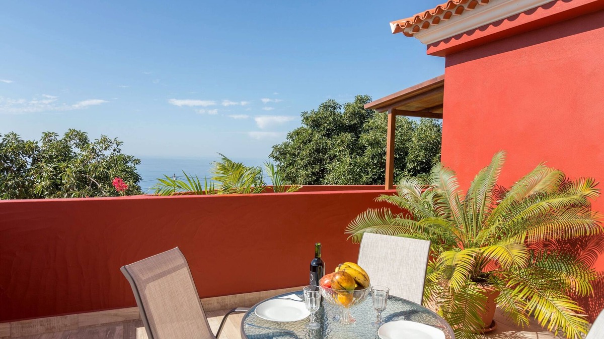 Arecida Apartment | Holiday Apartment “Casa Quintana - Apartamento Ángela” with Sea View and Terrace