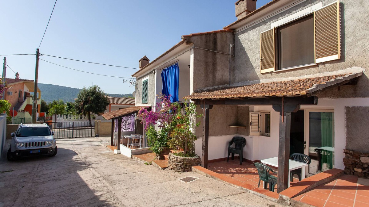 Limpiddu Apartment | Holiday Apartment "Casa Isabella" with Private Terrace