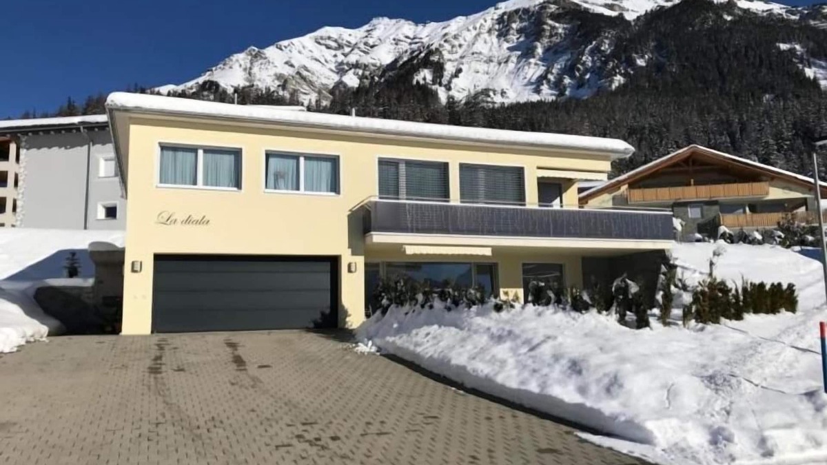 Lantsch-Lenz Apartment | Holiday apartment Lantsch/Lenz for 1 - 6 persons with 2 bedrooms - Holiday apartment