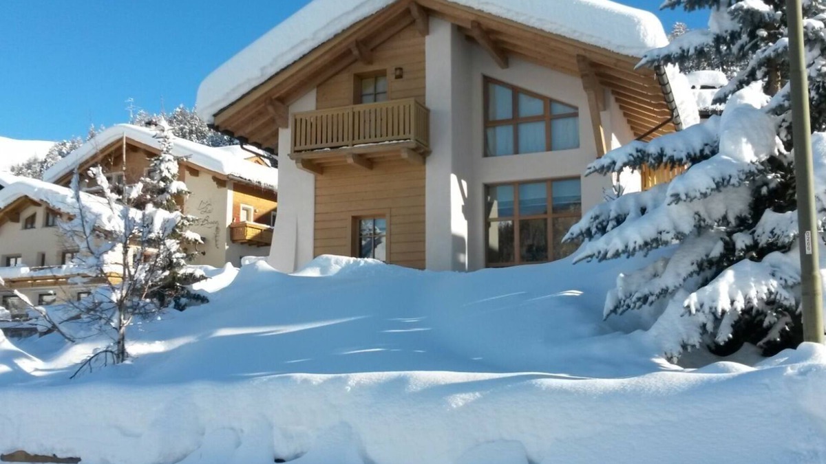 Teola Apartment | Holiday Apartment Chalet Monteneve Verde with Mountain View, Balcony & Wi-Fi