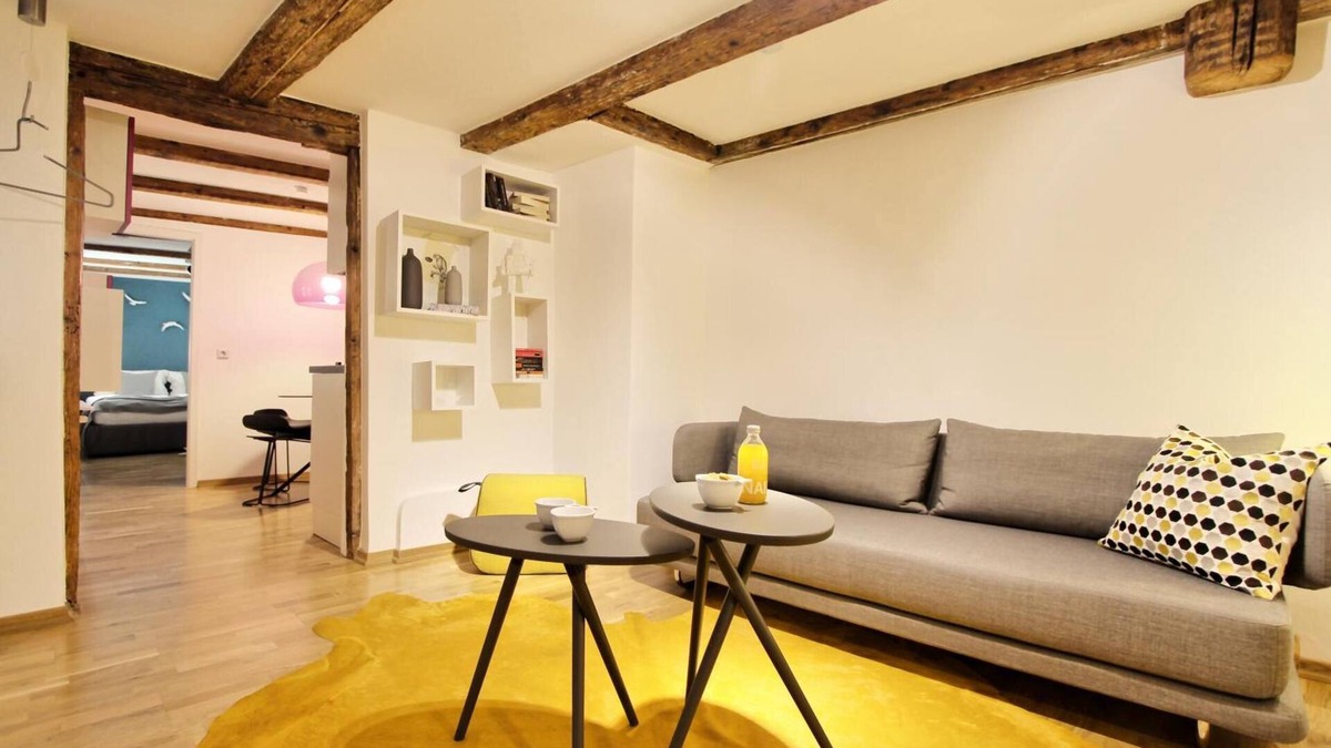 Altstadt Apartment | Holiday Apartment 'Constance' with Wi-Fi