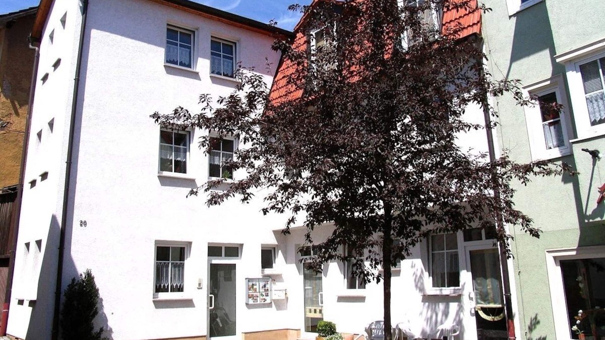 Bad Salzungen Apartment | Holiday apartment A | 90 sqm | 1-6 pers.
