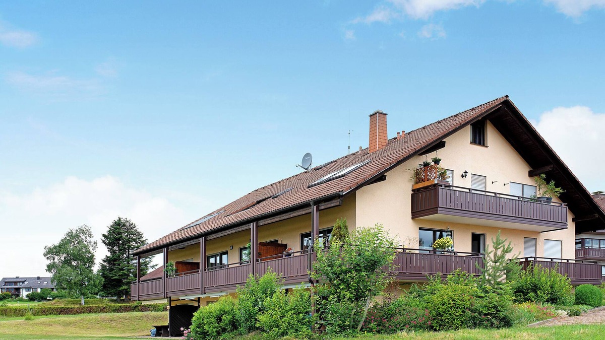 Grafenhausen Apartment | Holiday Apartment 'Ado Ferienwohnung' with Mountain View & Balcony