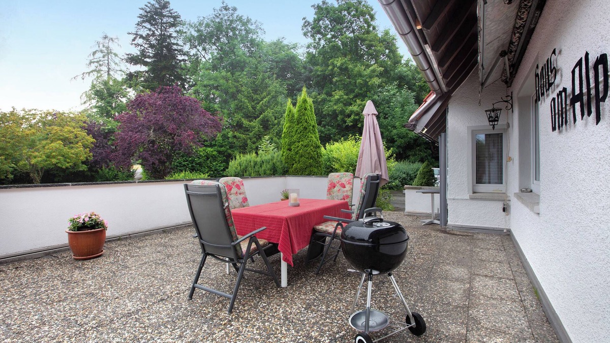 Grafenhausen Apartment | Holiday Apartment 'Irene' with Mountain View, Private Terrace and Wi-Fi