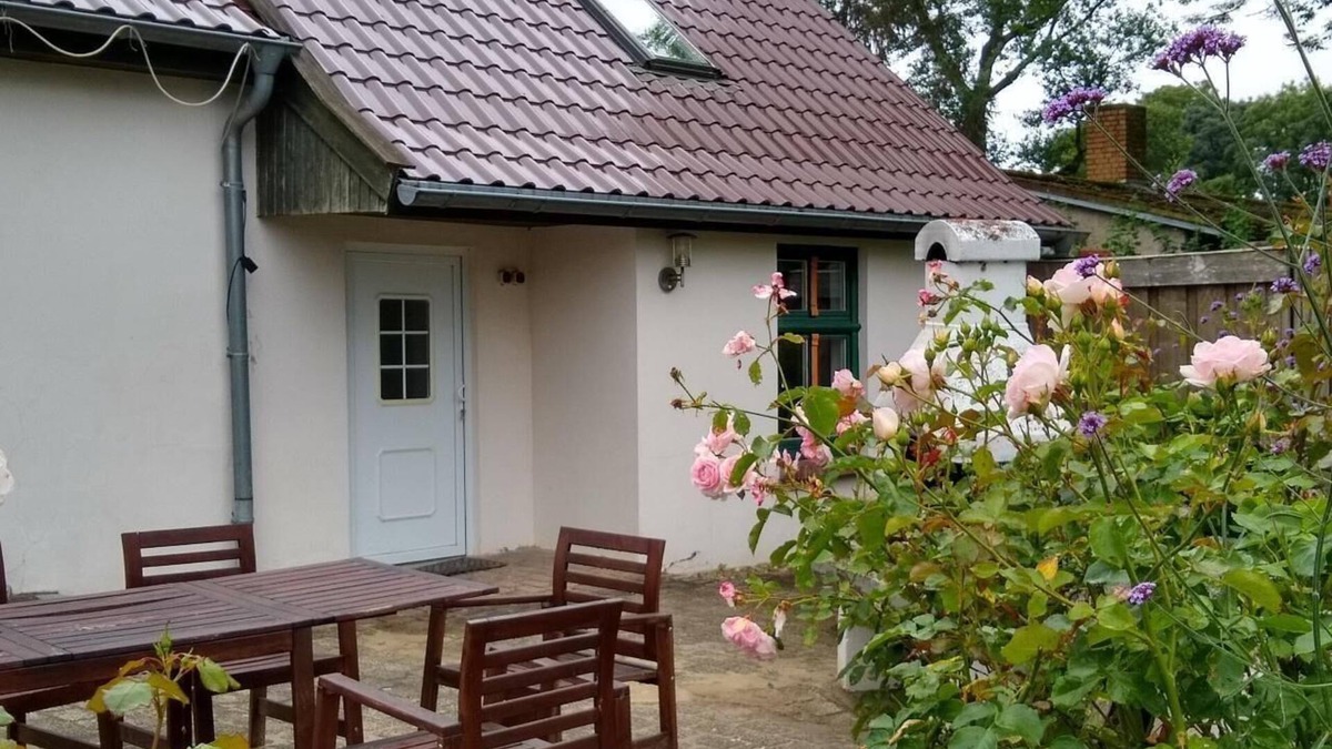 Gross Mohrdorf Apartment | Holiday apartment Groß Mohrdorf for 1 - 4 persons with 1 bedroom - Holiday apartment