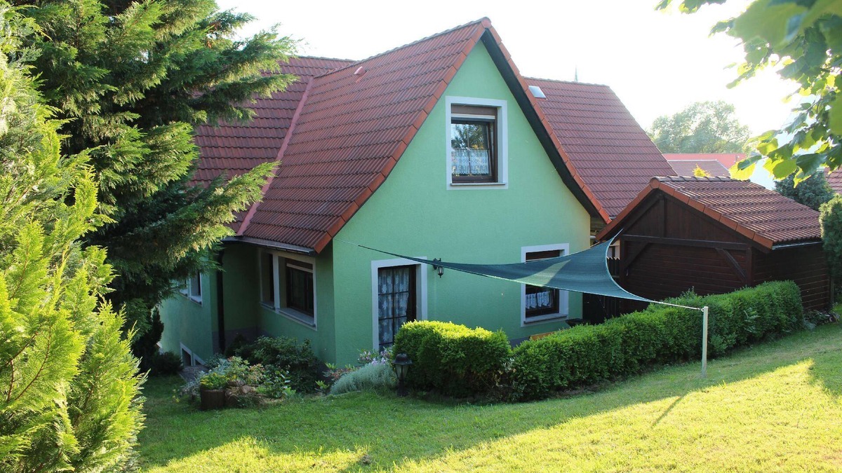 Crostwitz Apartment | Holiday apartment Haselbachtal for 2 - 7 persons with 4 bedrooms - Twin house