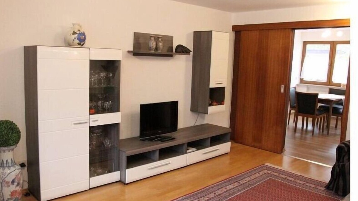 Zwingenberg Apartment | Holiday apartment Schlossblick 2