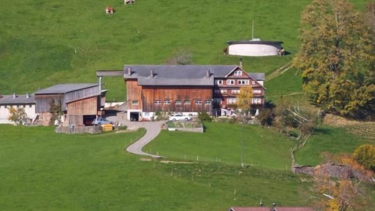 Neckertal Other | Holiday apartment Dicken for 1 - 6 persons with 3 bedrooms - Farmhouse