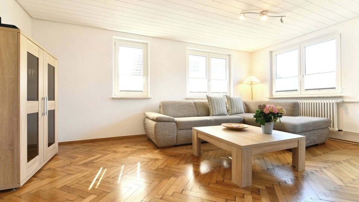 Enzisweiler Apartment | Holiday Apartment 'Dinkelbach Landhaus 1 C - Vacation for the Whole Family' with Mountain View and Wi-Fi