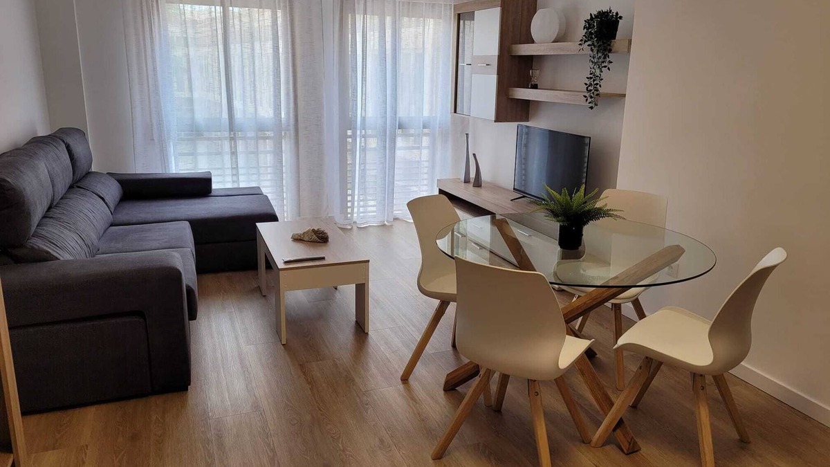 El Ejido Apartment | Holiday Apartment "Ejido Centro" with Balcony & Wi-Fi