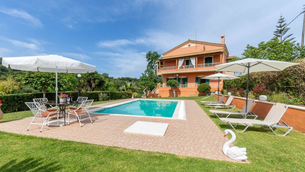 Limni Apartment | Holiday Apartment "Even Ezer" with Sea View, Private Pool & Wi-Fi