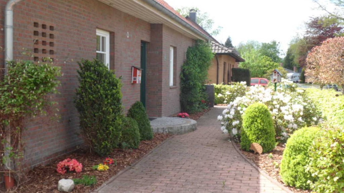 Westerstede Apartment | Holiday apartment - Ferienwohnung-Beethovenstrasse