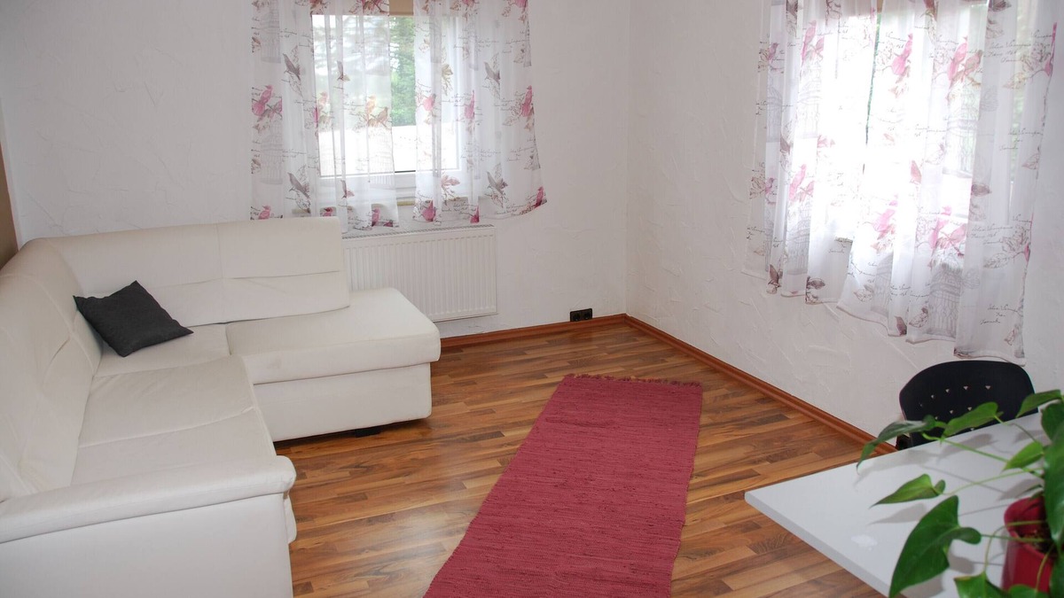 Oberasbach Apartment | Holiday Apartment "Familienapartment Komfort" with Shared Terrace & Wi-Fi