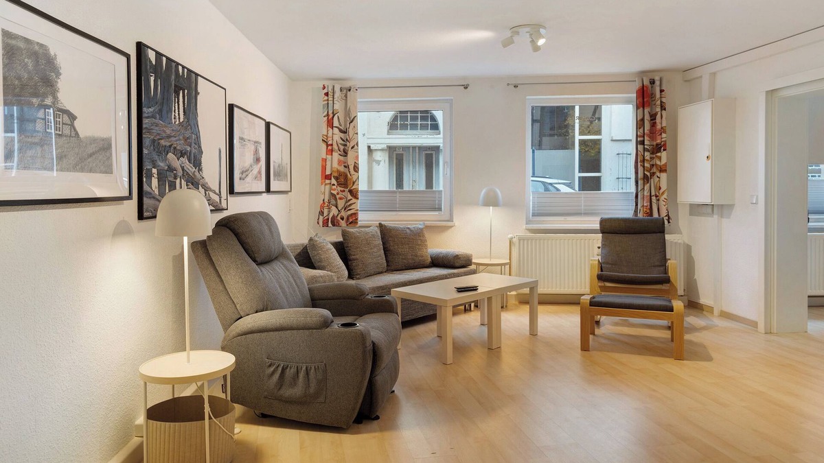 Havelberg Apartment | Holiday Apartment "Ferienwohnung im Denkmal" with Private Terrace & Wi-Fi