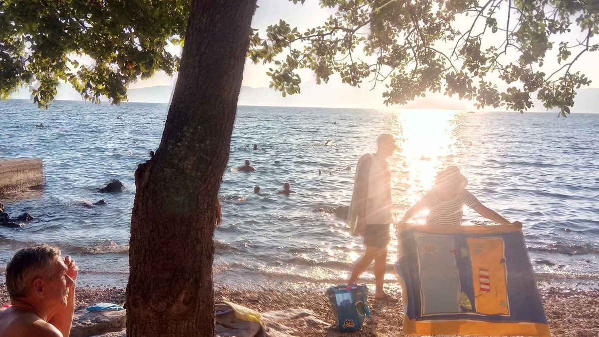 Kraljevica Apartment | Holiday apartment First row to the sea