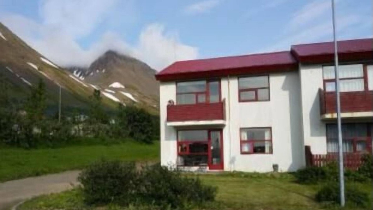 Flateyri Apartment | Holiday apartment Flateyri for 1 - 3 persons with 2 bedrooms - Holiday apartment