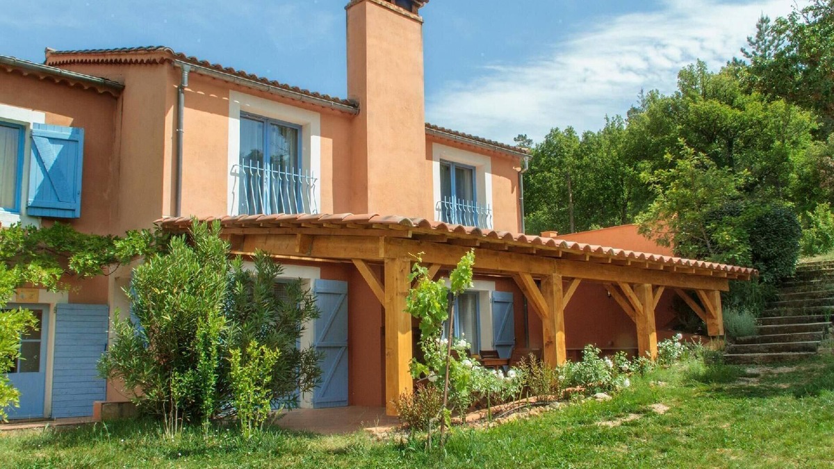 Chateauvert Apartment | Holiday apartment Château Vert for 1 - 9 persons with 3 bedrooms - Row house