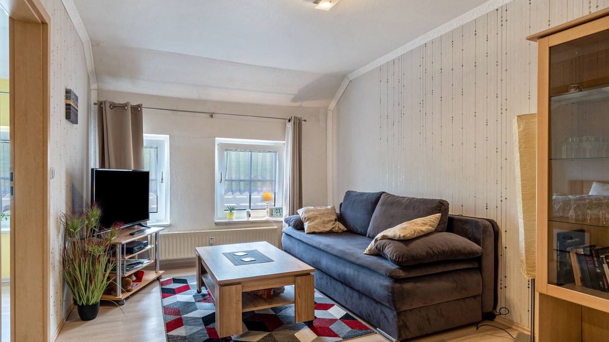 Jaderaltendeich Apartment | Holiday Apartment "Günthers Friesenstube" with Shared Garden
