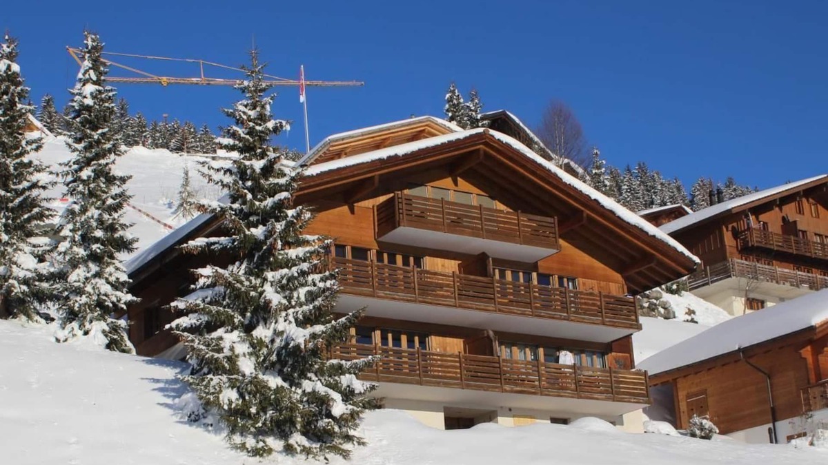 Hasliberg Ski Chalet | Holiday apartment Hasliberg Wasserwendi for 1 - 5 persons with 2 bedrooms - Chalet