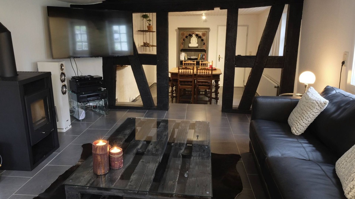 Feldatal Apartment | Holiday Apartment 'Haus Auenland' with Shared Terrace, Shared Garden and Wi-Fi