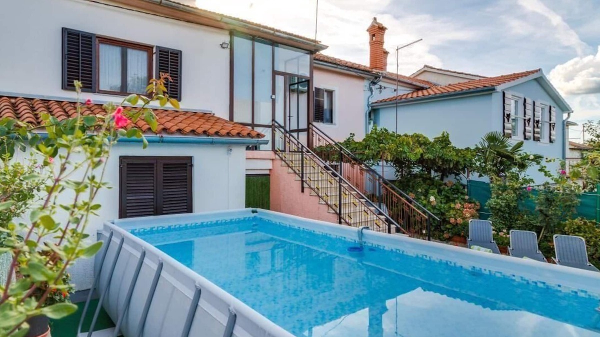 Peresiji Apartment | Holiday apartment Svetvinčenat for 1 - 5 persons with 2 bedrooms - Holiday apartment