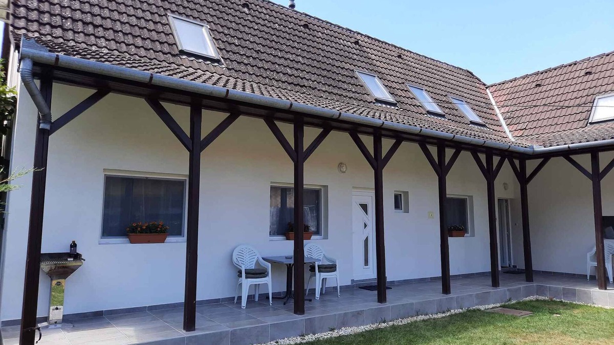 Balatonboglar Apartment | Holiday apartment with air conditioning and Internet