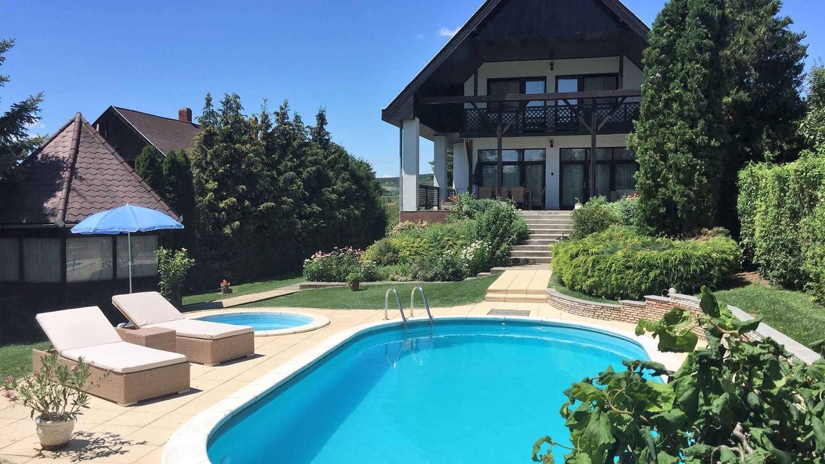Balatonszolos Apartment | Holiday apartment with pool