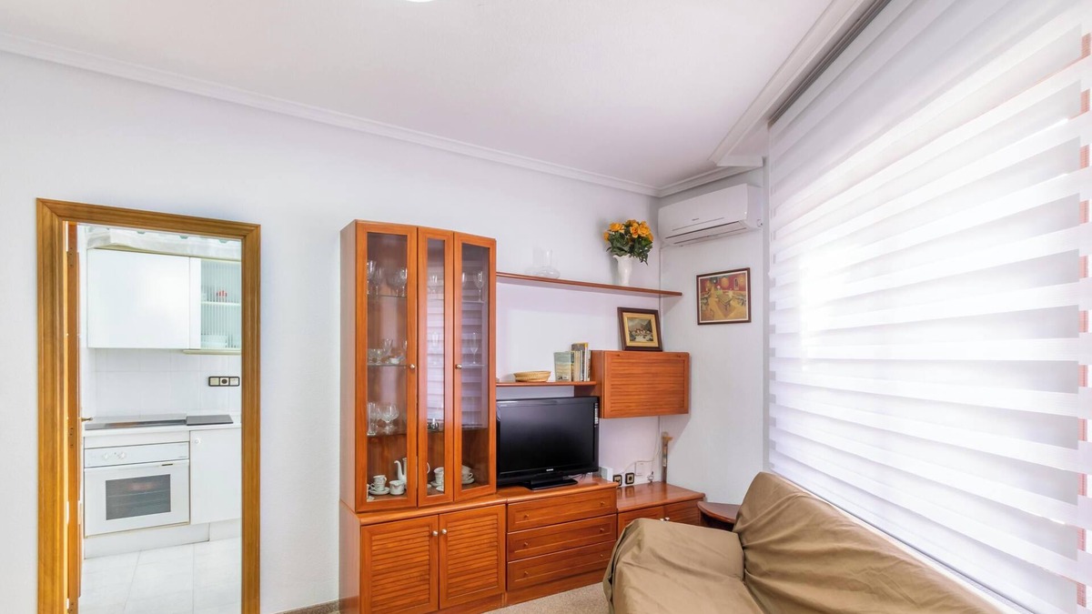 Campoamor Apartment | Holiday Apartment in Alicante with Air Conditioning & WiFi