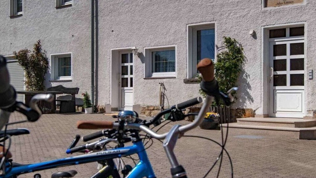 Tharandt House | Holiday apartment in Tharandt with Wi-Fi