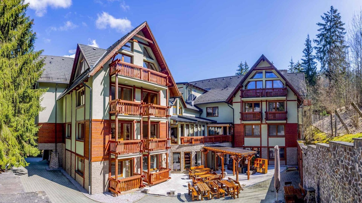 Ruzomberok Apartment | Holiday apartment in the Fatrapark resort, ski lift 50 m away
