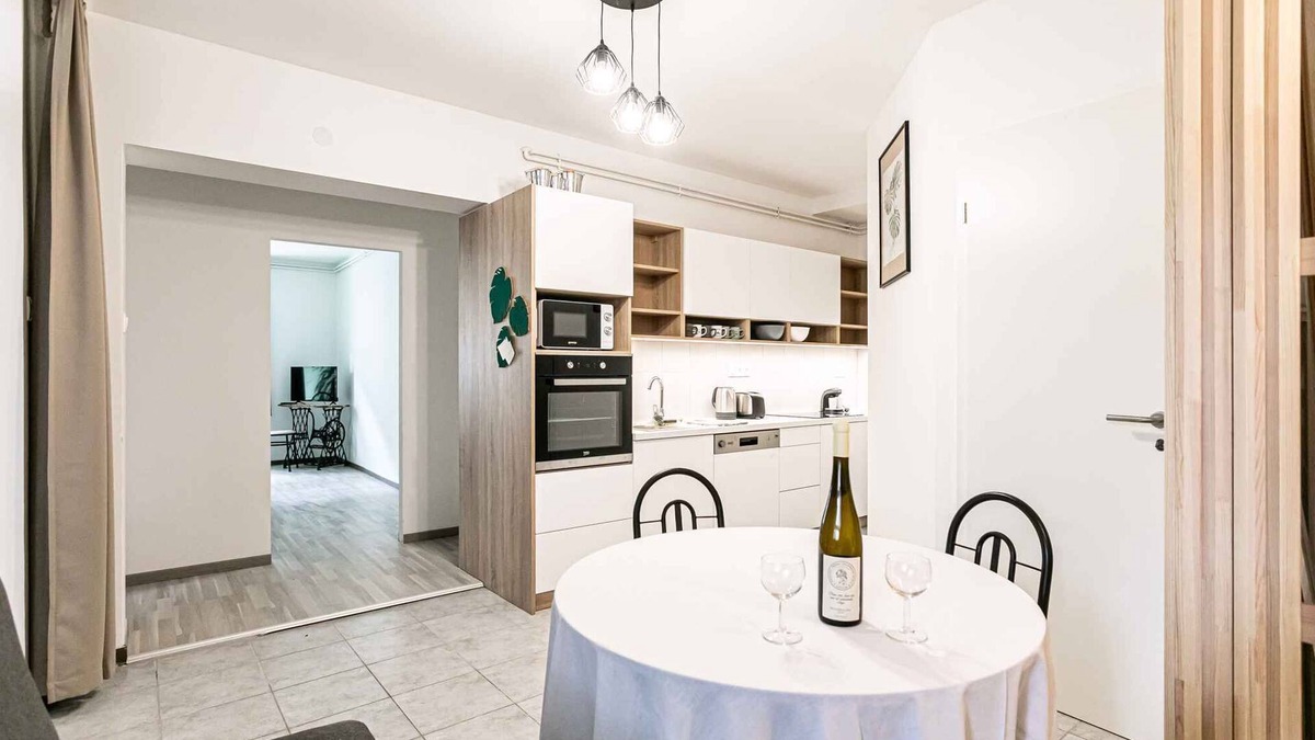 Heviz Apartment | Holiday apartment in the city center, ground floor, with a small front terrace