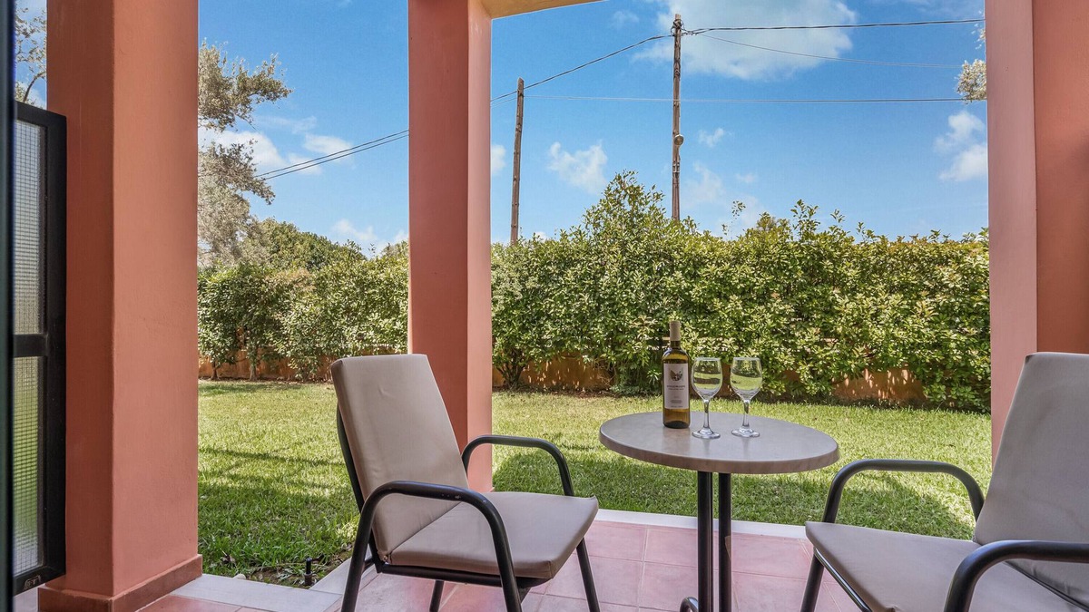 Agios Ioannis Apartment | Holiday Apartment "Ionian Breeze Studio 2" with Terraces & Wi-Fi