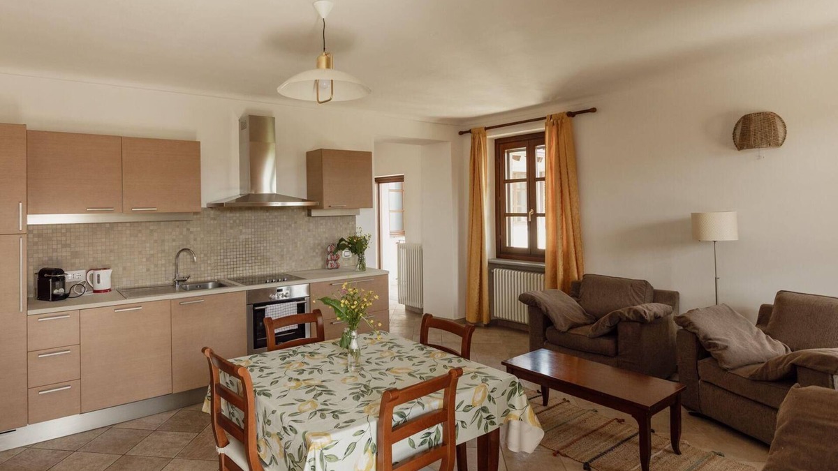 Isola d'Asti Apartment | Holiday apartment Isola d'Asti for 1 - 5 persons with 2 bedrooms - Twin house