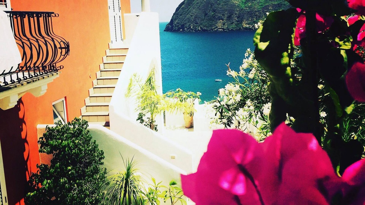 Canneto Apartment | Holiday apartment Lipari (Stadt) for 1 - 6 persons with 2 bedrooms - Row house