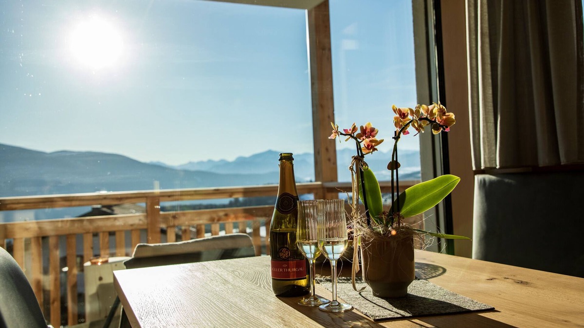 Terento Apartment | Holiday Apartment "Kieserhof Wald" with Mountain View, Private Terrace & Wi-Fi