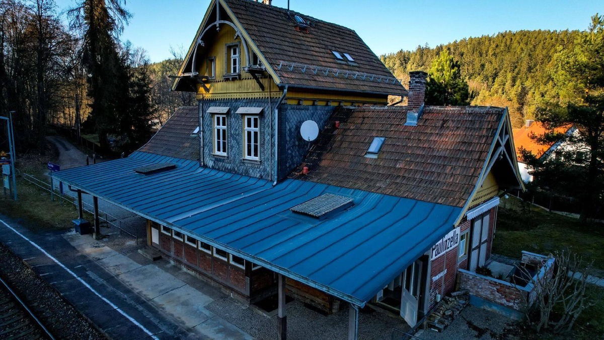 Paulinzella Apartment | Holiday apartment Königsee for 1 - 9 persons with 2 bedrooms - Holiday apartment in one or multi-fam