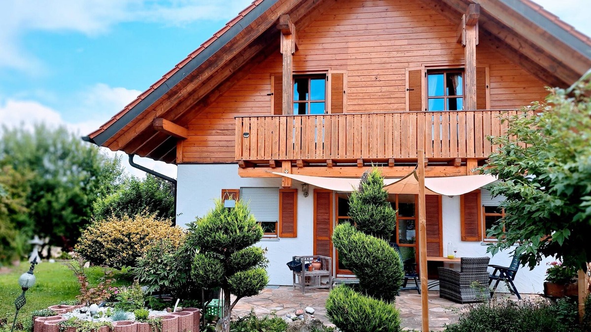 Adelzhausen Apartment | Holiday apartment Lydia
