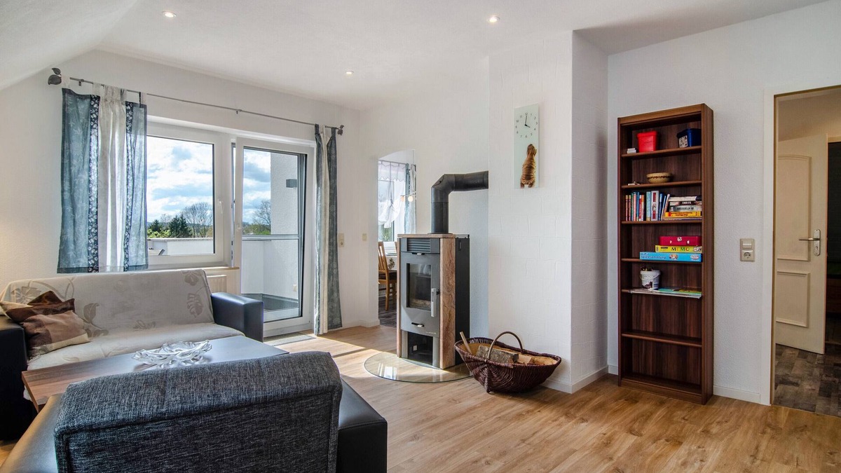Laubbach Apartment | Holiday Apartment 'Laubbach' with Balcony and Wi-Fi