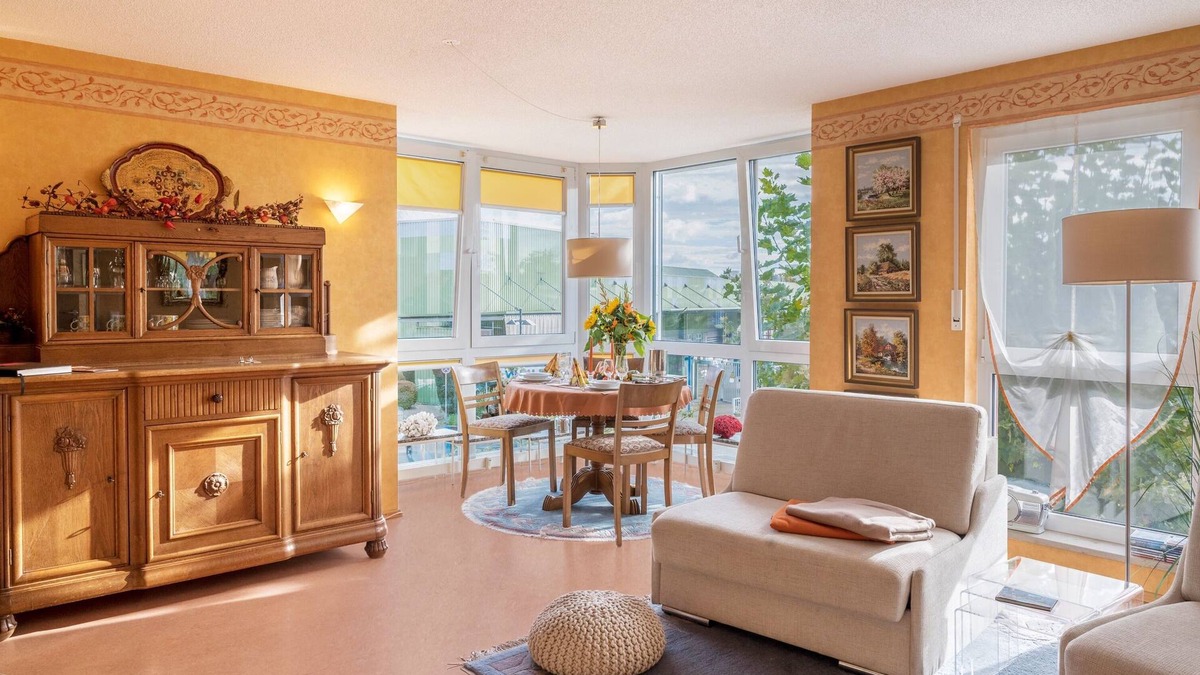 Radolfzell am Bodensee Apartment | Holiday Apartment "Marianne" by Lake Constance with Wi-Fi