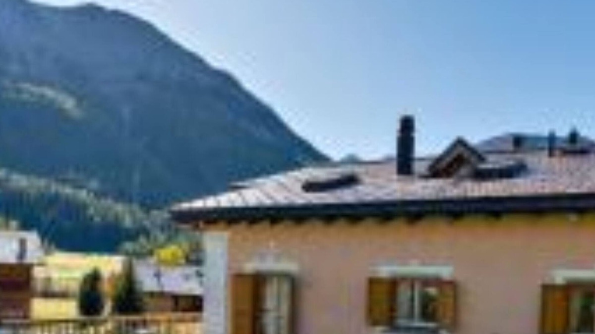 Madulain Apartment | Holiday apartment Madulain for 7 persons with 4 bedrooms - Holiday apartment