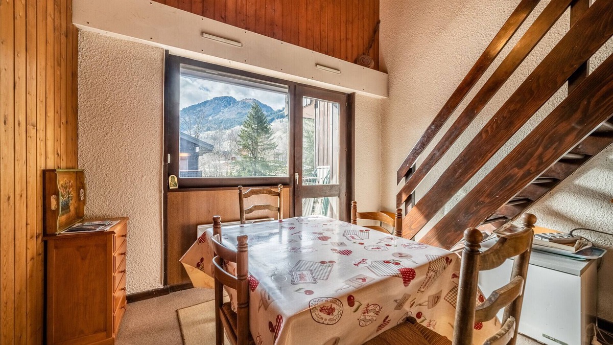 Abondance Apartment | Holiday Apartment "Majestic Richebourg" with Mountain View & Balcony
