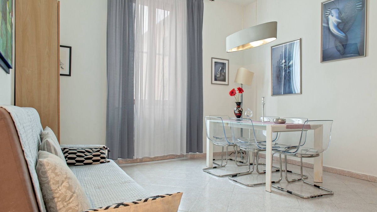 Livorno Apartment | Holiday Apartment 'MeM I Navicelli' with Highspeed Wi-Fi