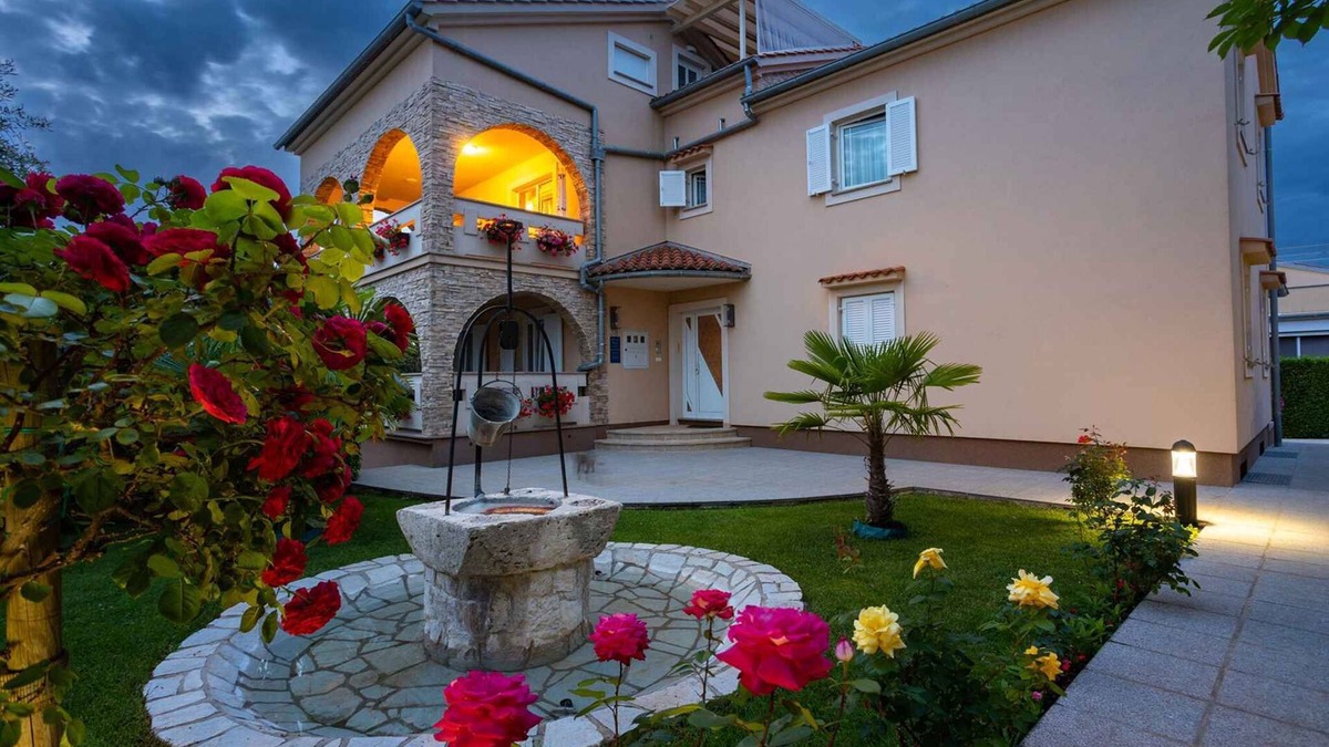 Sveti Anton Apartment | Holiday apartment mit Klimaanlage und Terrasse