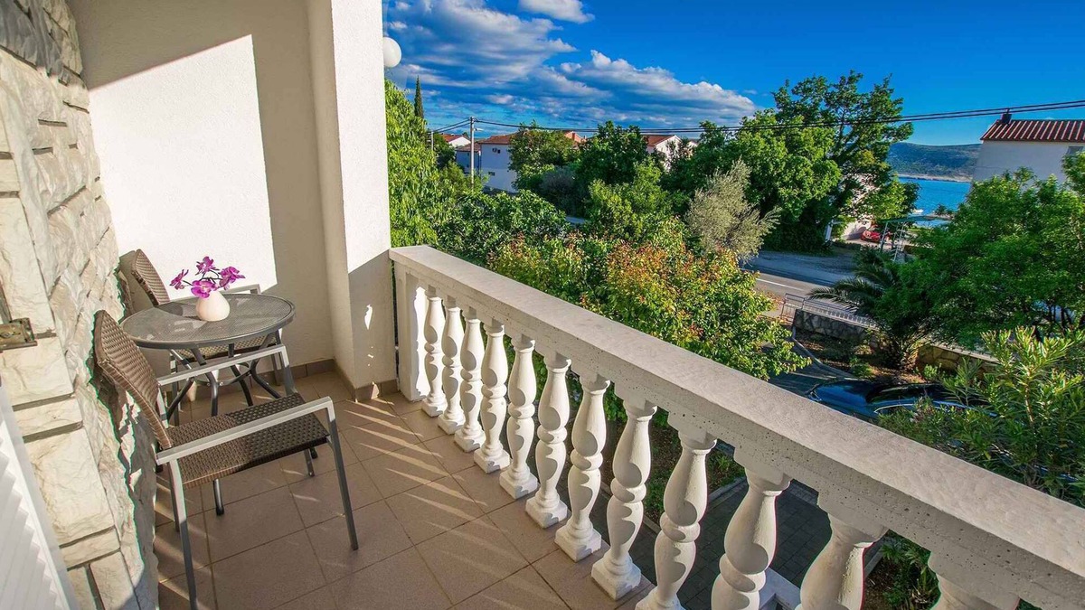 Seline Apartment | Holiday apartment mit Klimaanlage und Meerblick